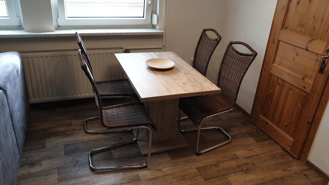 Haesselhof - 80Qm Ferienwohnung Im Zentrum Von Bad Liebenwerda Exteriör bild